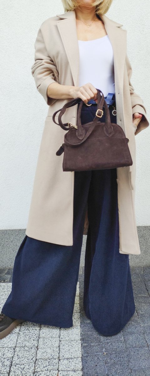 Mini zamszowy czekoladowy kuferek Vera Pelle