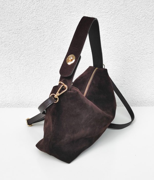 Zamszowy czekoladowy kuferek Vera Pelle Laura Biaggi