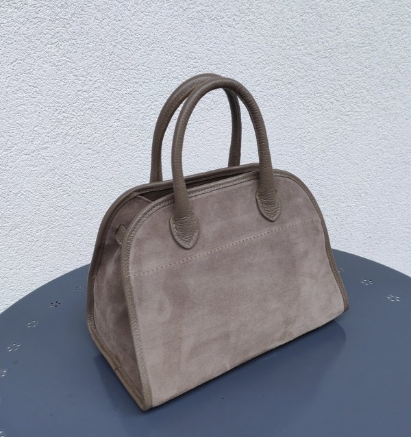 Zamszowa torebka kuferek skóra naturalna beżowa dark taupe