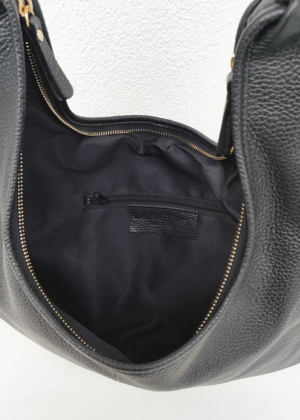 Czarny worek skóra naturalna Laura Biaggi