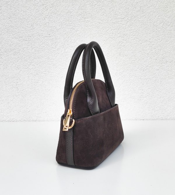 MINI Zamszowy czekoladowy kuferek Laura Biaggi