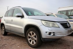 Zbiorniczek spryskiwaczy VW Tiguan 5N 2008 2.0TDI Suv