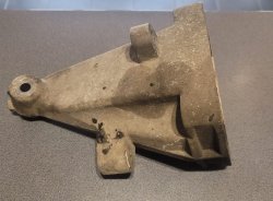 Łapa silnika prawa Mercedes Sprinter W906 2008 2.2CDI 646986 Bus