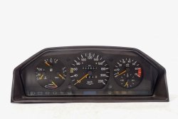 Licznik zegary Mercedes W124 1989 2.3i Sedan