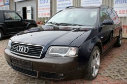 Drzwi przód lewe Audi A6 C5 2000 Kombi (kod lakieru: LZ5L)
