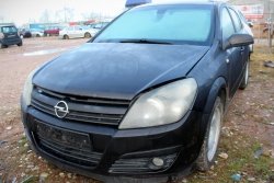 Zwrotnica przód lewa Opel Astra H 2005 1.9CDTI Z19DTJ Hatchback 5-drzwi 