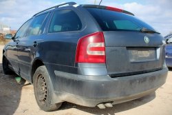 Lampa tył lewa  Skoda Octavia II 1Z 2008 Kombi