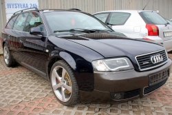 Błotnik przód prawy Audi A6 C5 2000 Kombi (kod lakieru: LZ5L)