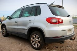 Zamek drzwi tył lewy VW Tiguan 5N 2008 Suv