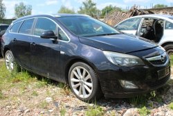 Drzwi przód prawe Opel Astra J 2011 Kombi