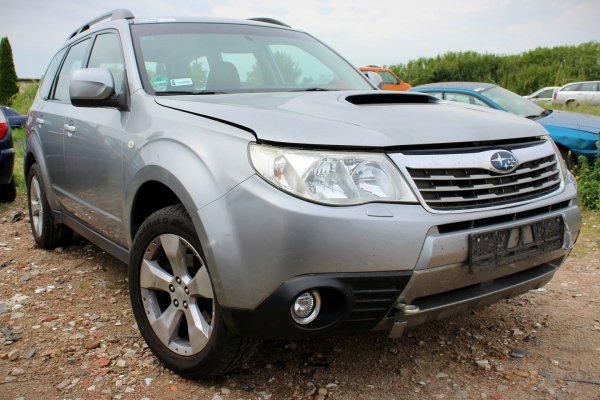 _Zderzak tył Subaru Forester III SH 2008 2.0D EE20Z 2008 Suv