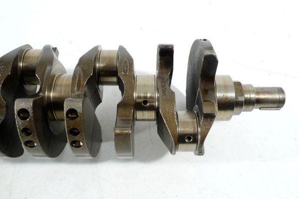 Wał korbowy Ford Focus MK1 1998-2004 1.8i