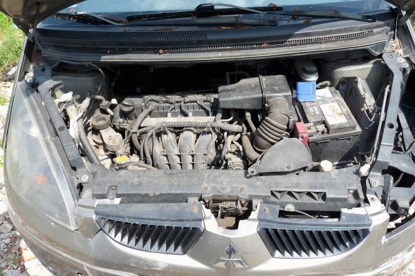 Podsufitka Mitsubishi Colt VI Z30 2007 Hatchback 5-drzwi 