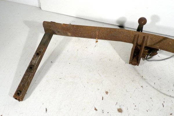 _Hak holowniczy VW Passat B5 1996-2005 Sedan