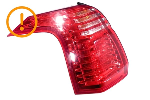 Lampa tył lewa Peugeot 5008 2009-2013