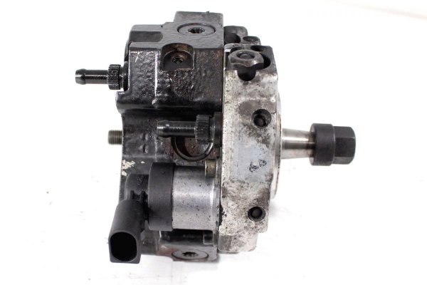 _Pompa wtryskowa BMW 5 E60 E61 2003-2010 2.5D