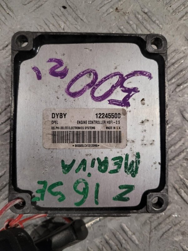 Komputer sterownik silnika Opel  1.6 Z16SE 12245500