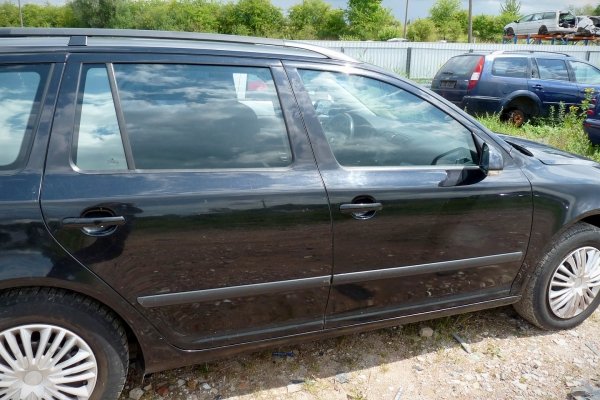 Skoda Octavia II 1Z 2005 1.6i BGU Kombi [A]