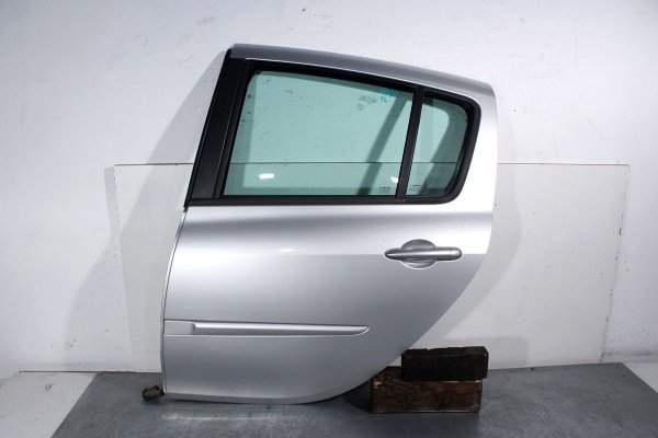 Drzwi tył lewe - Renault - Clio III - zdjęcie 1