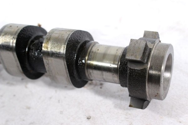 Wałek rozrządu ssący Toyota Auris E15 2007-2012 1.6VVTi