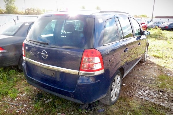 Schowek pasażera Opel Zafira B 2006 Minivan