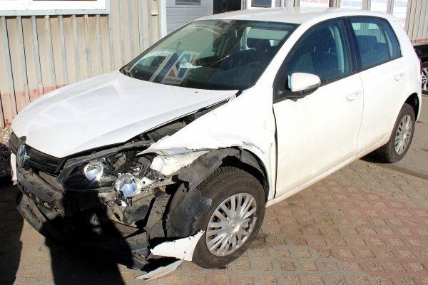 Podnośnik szyby tył prawy VW Golf VI 5K 2011 1.4i CGGA Hatchback 5-drzwi