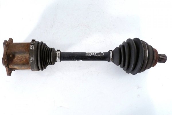 Półoś przód lewa VW Passat B6 2008 2.0TDI 