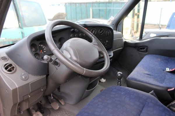Iveco Daily III 2004 2.8JTD 814.43S Bus [B]