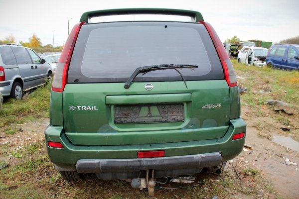 Drzwi przód prawe Nissan X-Trail T30 2002 