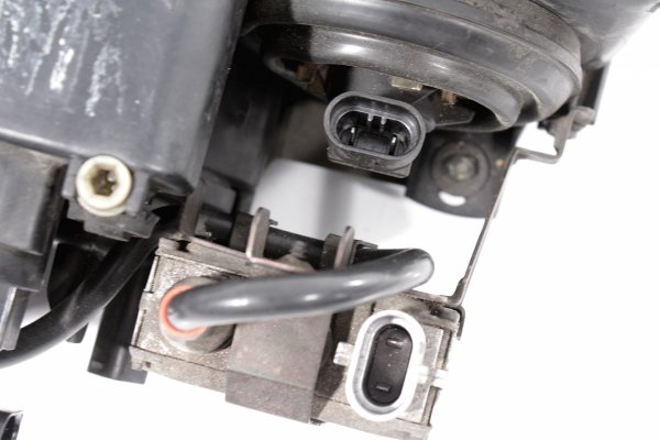 _Reflektor lewy BMW 5 E39 Lift 2000-2004 Kombi (xenon) (kod lakieru: TOPASBLAU METALLIC (364))