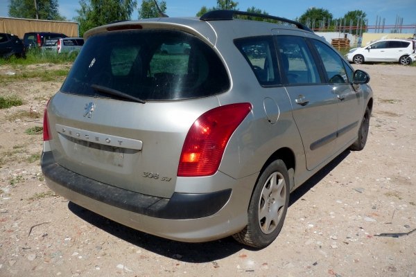 Zwrotnica przód prawa Peugeot 308 I SW 2009 (2007-2011) 1.6HDI 9HX Kombi