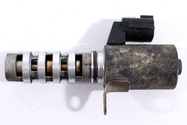 _Czujnik zawór faz rozrządu Nissan Almera Tino V10 2000-2006 1.8  