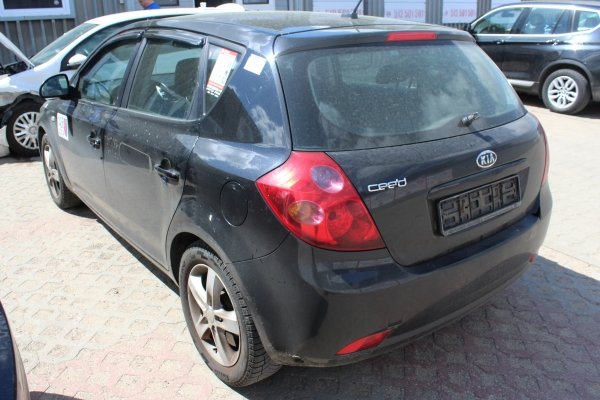 Lampa tył prawa Kia Ceed I ED 2009 Hatchback 5-drzwi