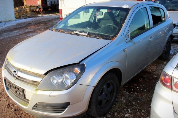 Drzwi przód prawe Opel Astra H 2006 Hatchback 5-drzwi 