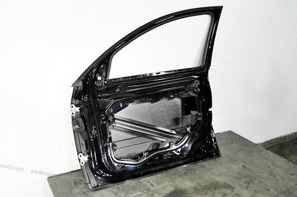 DRZWI PRZEDNIE PRAWE VOLVO S40 II 04 - 11 FV