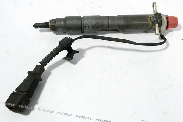 Wtryskiwacz sterujący VW Golf IV 1J1 2000 038130201F