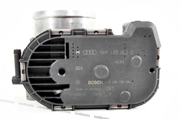 PRZEPUSTNICA AUDI A3 01 1.8 T 16V AUM 06A133062C