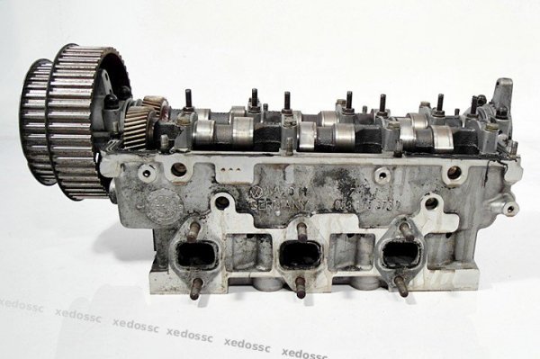 GŁOWICA WAŁEK LEWA AUDI A4 B5 98 2.5 TDI AFB 059103373D