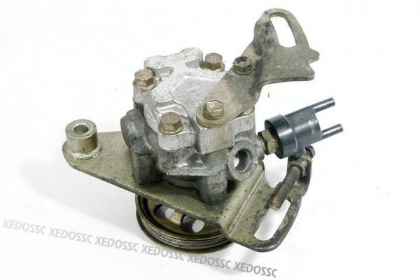 POMPA WSPOMAGANIA DAIHATSU GRAN MOVE 96 7121172