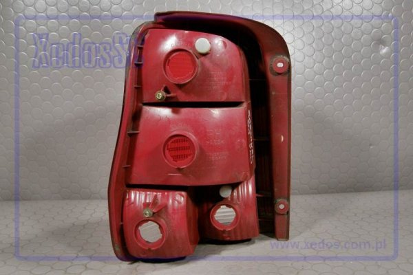 LAMPA TYLNA PRAWA KIA CARNIVAL 2003 VAN BRUTTO