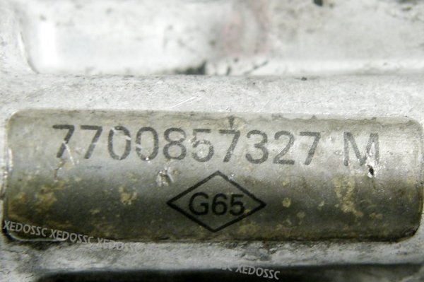 LISTWA WTRYSKOWA VOLVO 440 95 2.0 7700857327M