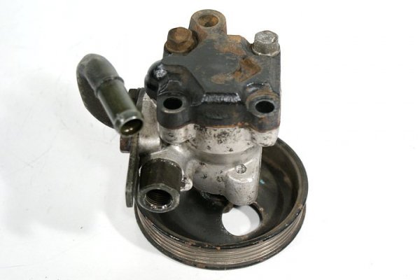 POMPA WSPOMAGANIA HYUNDAI H200 98 2.5 TD D4BF