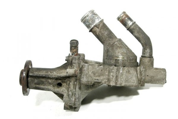 OBUDOWA TERMOSTATU SSANGYONG ACTYON SPORTS 2.0 XDI