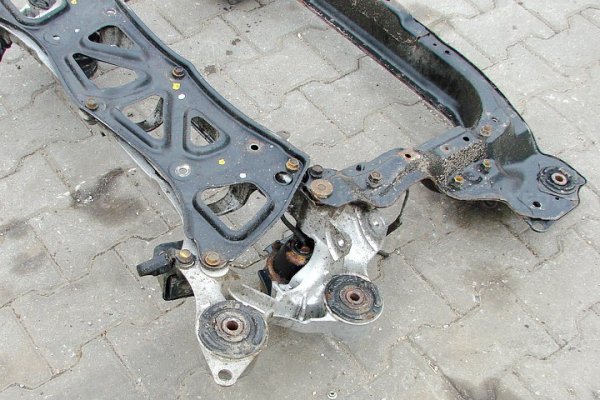 SANKI WÓZEK ŁAWA SILNIKA HONDA LEGEND 96 3.5V6