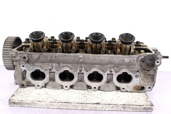 _Głowica Mitsubishi Galant 1992-1996 1.8i 16V