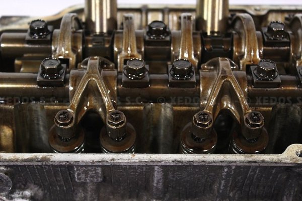 _Głowica Mitsubishi Galant 1992-1996 1.8i 16V