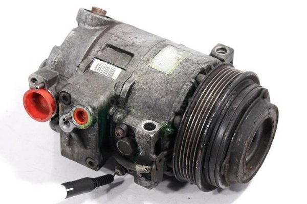 SPRĘŻARKA KLIMATYZACJI MERCEDES E-KLASA W210 2,2