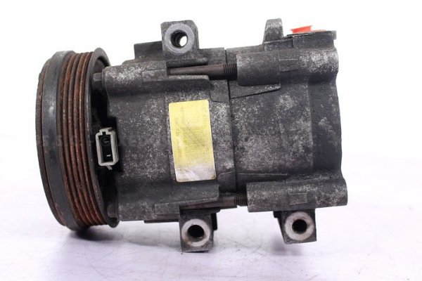 SPRĘŻARKA KLIMATYZACJI FORD MONDEO MK2 98 1.8TD