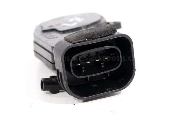 SIŁOWNIK ZAMKA PRZÓD LEWY TOYOTA COROLLA E11 01 LB