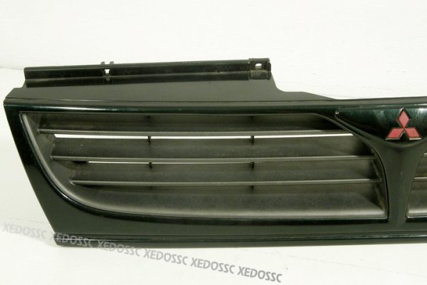 Atrapa grill Mitsubishi Space Wagon 1999 MINI VAN